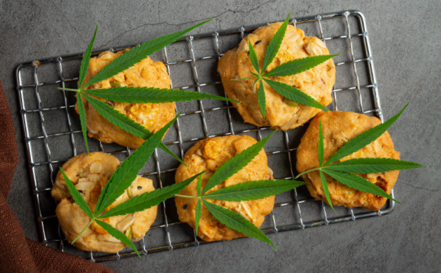 Ореховое печенье из конопли