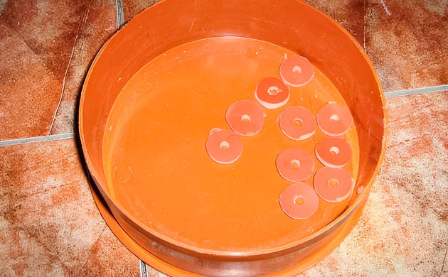 фиксация внутренней трубы в заглушке фиксация внутренней трубы в заглушке