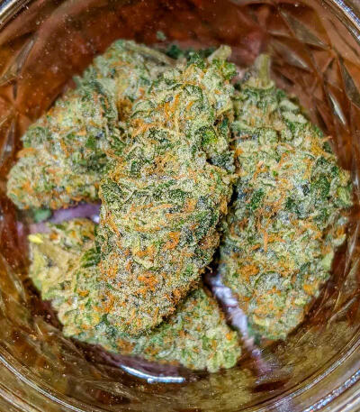 Семена сорта Zkittlez × Gorilla Glue fem (7CH Seeds & Cali Buds Seeds)